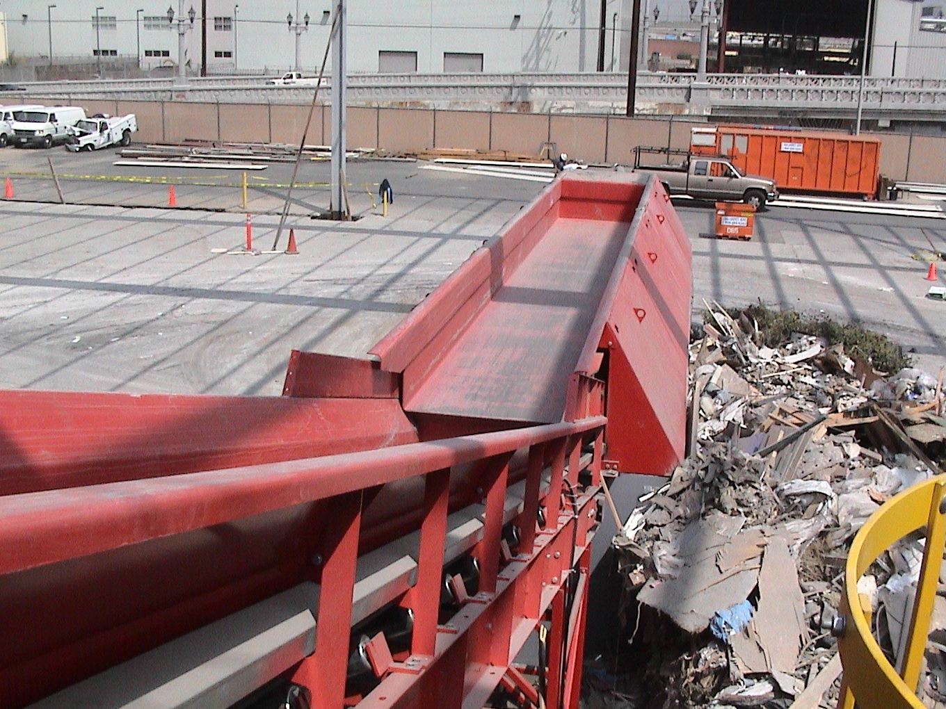 Lubo-Vibrating-Feeder